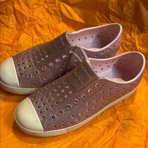 Native Glittery Pink Slip-Ons